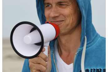 Ralf Bauers Surf-Film "SEM DHUL" - "Gegen den Wind" reloaded