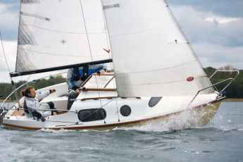 The Mini at sea in a used boat test