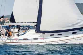 Schomacker extends cover for charter crews