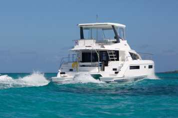 Instruction on the catamaran - know what is where