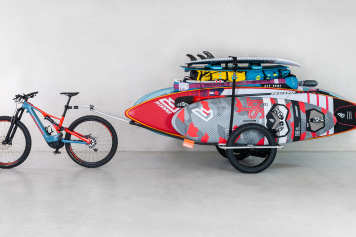 Bike trailer for board transport put to the test