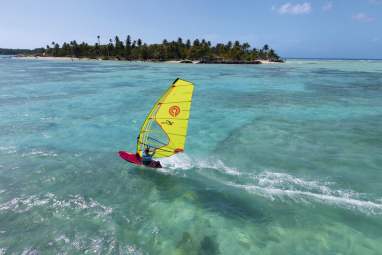 Spot Guide Tobago - Caribbean windsurfing paradise with flat water and wave option