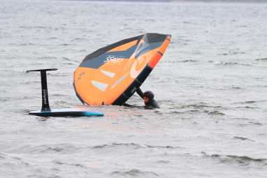 Wings without a leash? How to reach your board with the wing