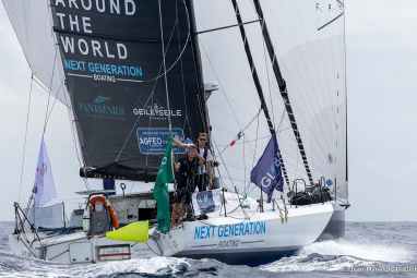 Etappe drei gestartet – im Ziel wartet Weihnachten in Sydney