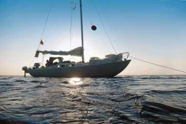 Better anchoring, episode 3: safely run in the ground anchor - 9 manoeuvres