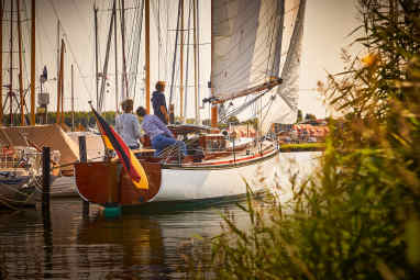 10 Tipps zum sicheren Auslaufen mit dem Segelboot