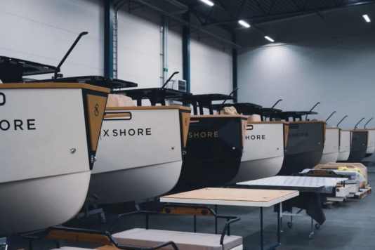 Elektroboot-Pioniere in Turbulenzen