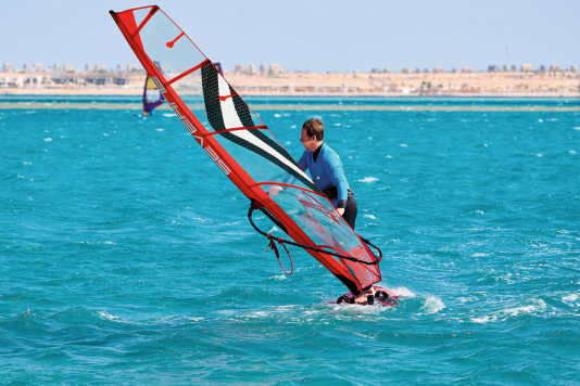 Leeride und Segelkontrolle in Backfahrt