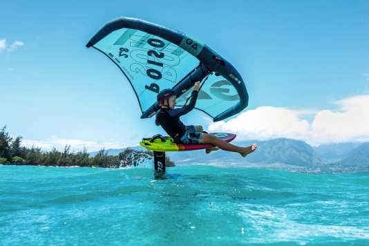 Wingsurfing for kids - what you should consider when it comes to equipment and safety