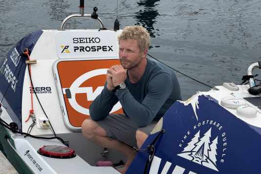 Michael Walther muss SUP-Atlantiküberquerung nach Kollision abbrechen