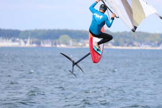 Für Downwind-Fans! Das Slingshot Flow Foil im Test