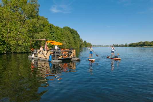 Stadtflucht auf der Dove-Elbe
