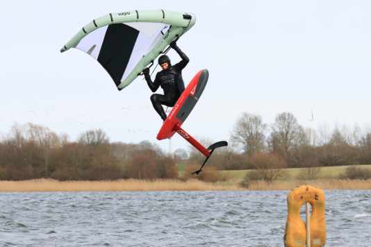 Alle Wingsurf-Tests 2023, 2022 und 2021 im Überblick