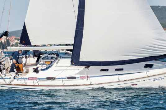 Schomacker extends cover for charter crews