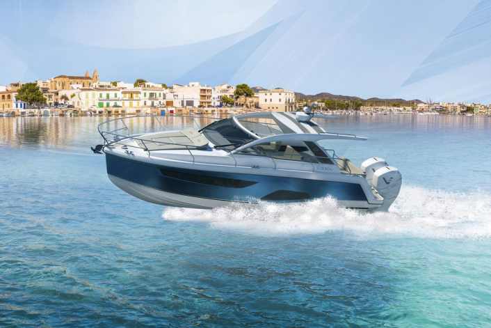 Sealine S330v - Outboard Baby!