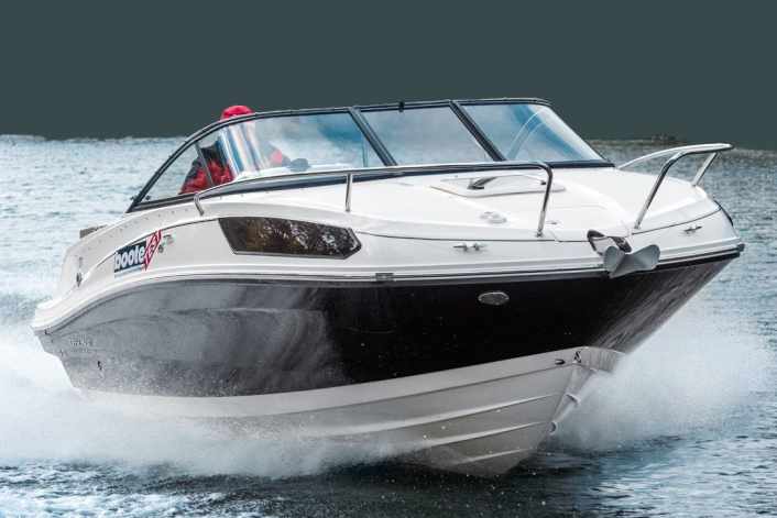 Bayliner VR5 Cuddy - Angehängt