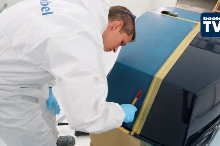 Lackieren mit Pinsel und Rolle - BOOTE-TV: Lackiertipps