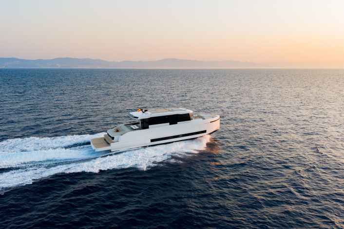 Neues Flaggschiff feiert Premiere in Cannes
