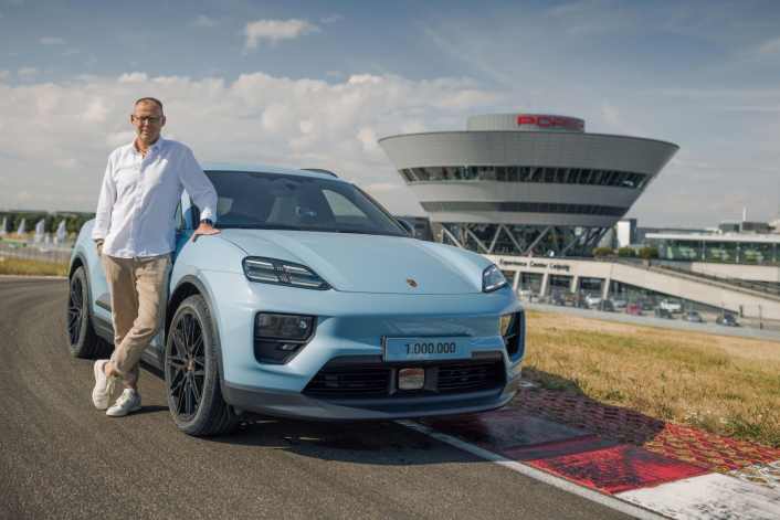 Einmillionster Macan aus Leipzig läuft vom Band