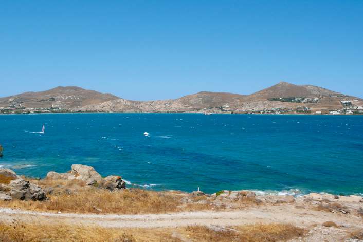 Windsurfen auf Paros - alte Spots in neuem Glanz