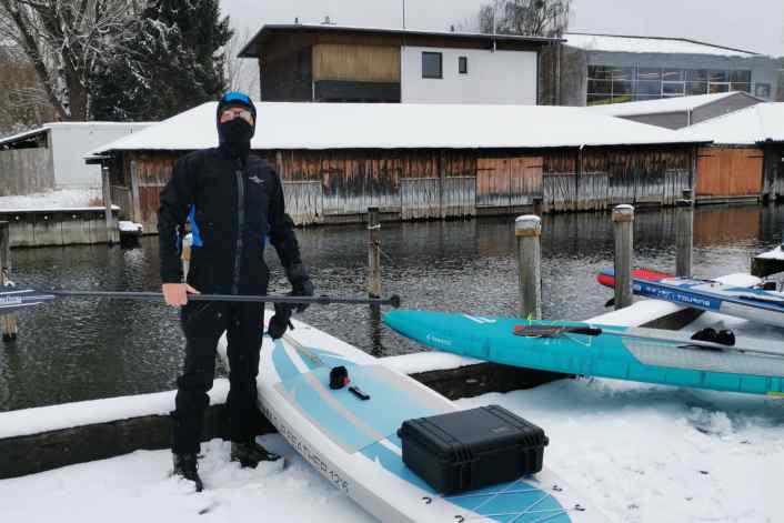 The right SUP clothing for winter