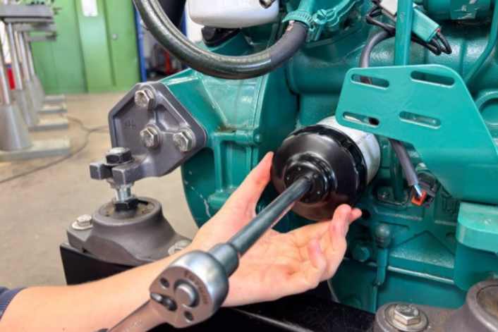 Online boat diesel course now also in German