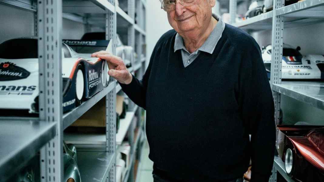 IM DREHZAHLBEGRENZER MIT ... NORBERT SINGER - MISTER LE MANS