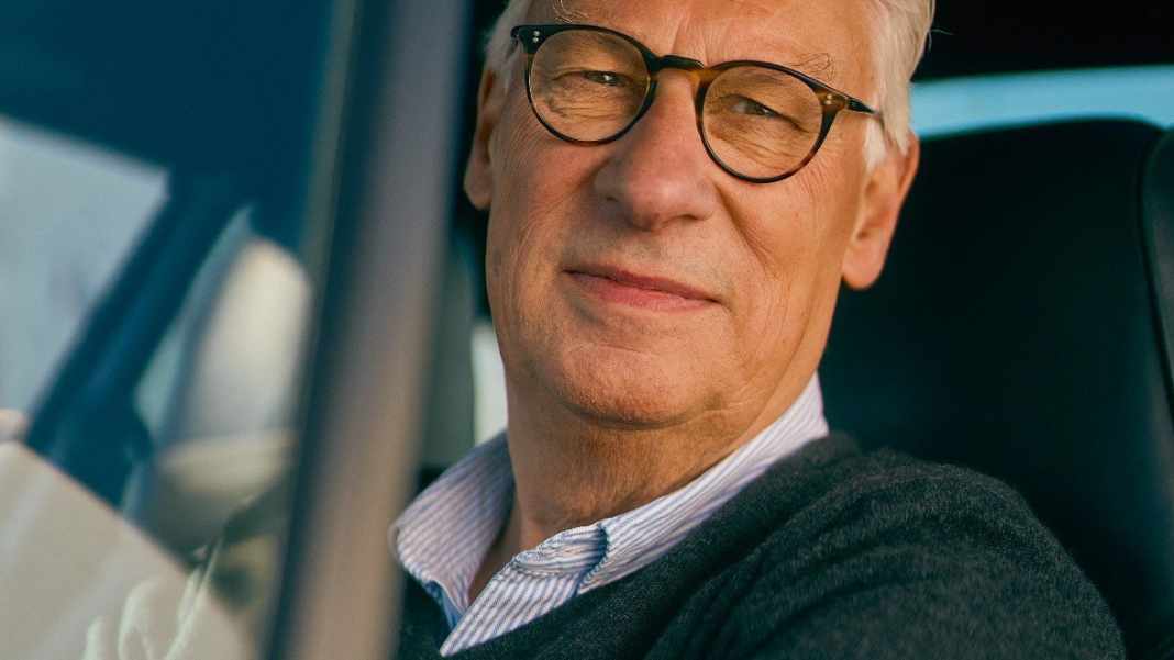 Unser Elfer heißt FREI- SCHWINGER