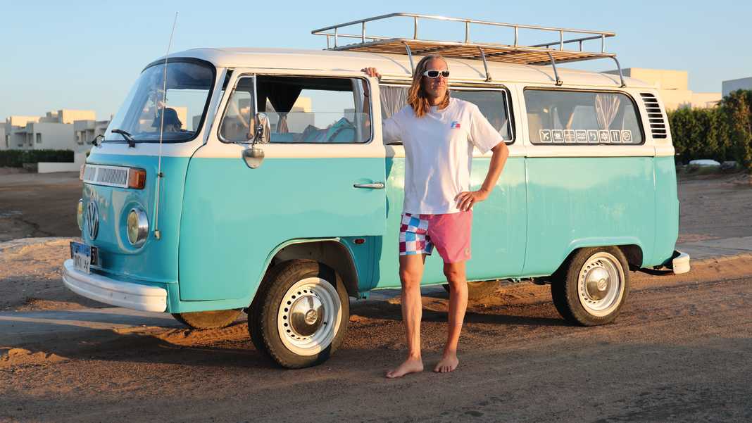 F2 feiert 45 Jahre Windsurf-Geschichte mit Jubiläums-Kollektion