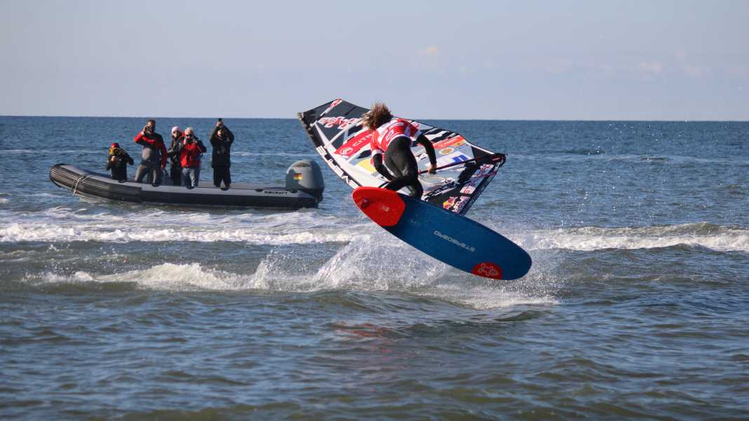 Lennart Neubauer gewinnt Tow-In