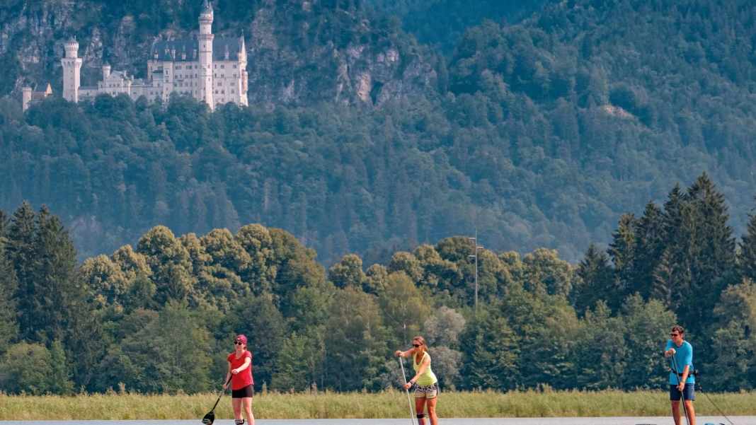 Königliche SUP-Tour mit Schloss Neuschwanstein als Bonus