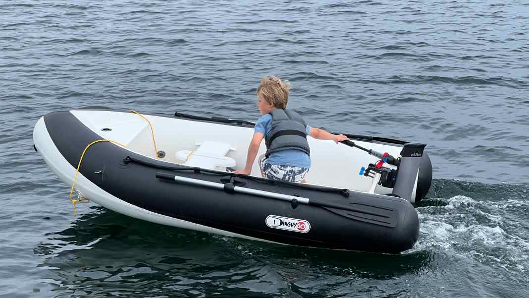 Elite von Epropulsion – sehr leichter E-Außenborder fürs Beiboot