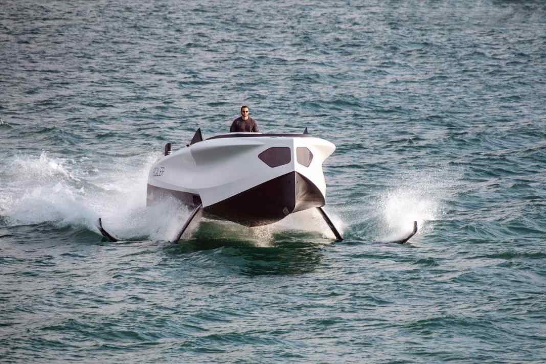 Premieren und Projekte - Foiler Royale Cabin