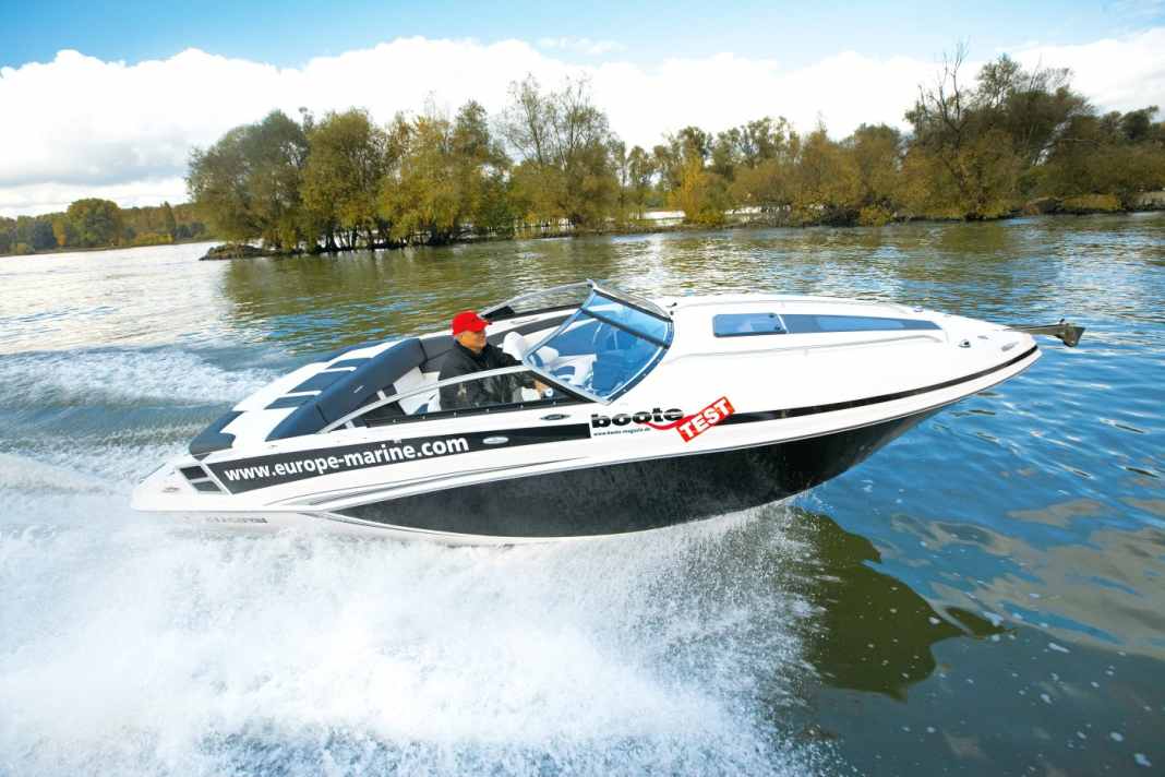 Glastron GT 229 - Take it easy: Glastron GT 229