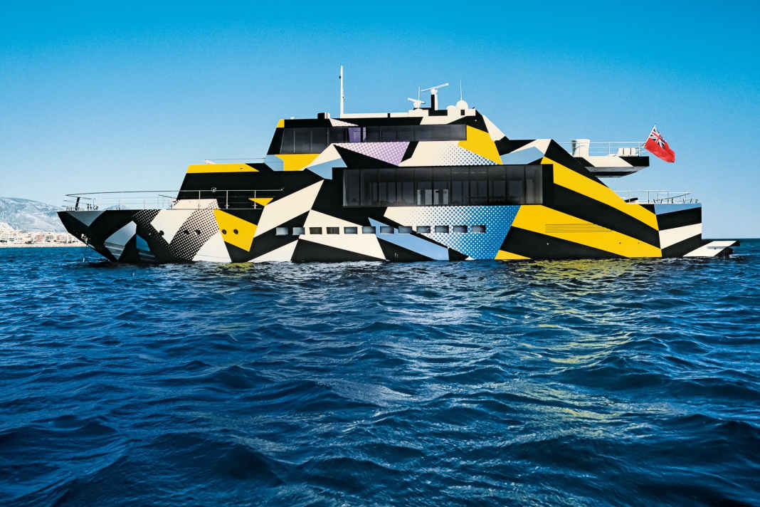 Motoryacht “Guilty” - Die schwimmende Galerie