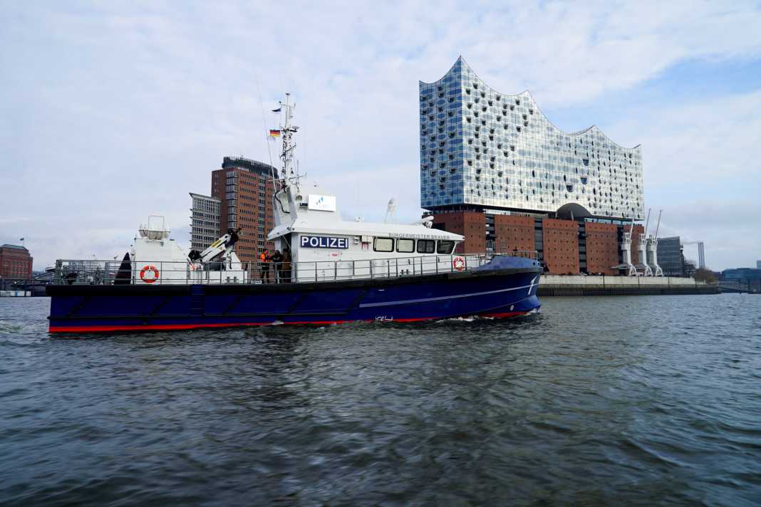 Neues Polizeiboot mit Hybrid-Antrieb
