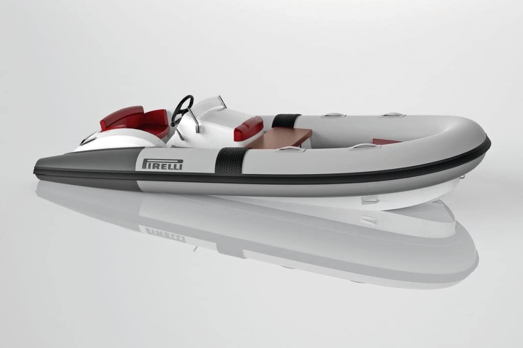 Pirelli J 39 - Tender to Azimut