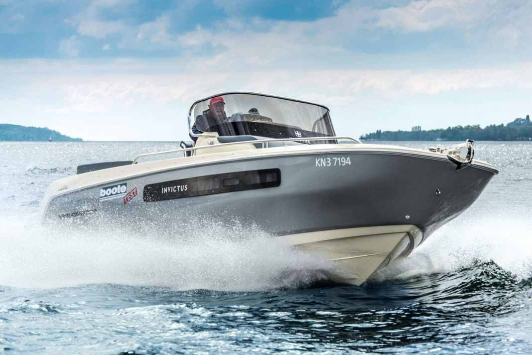 Invictus 250 CX - Timeless beauty