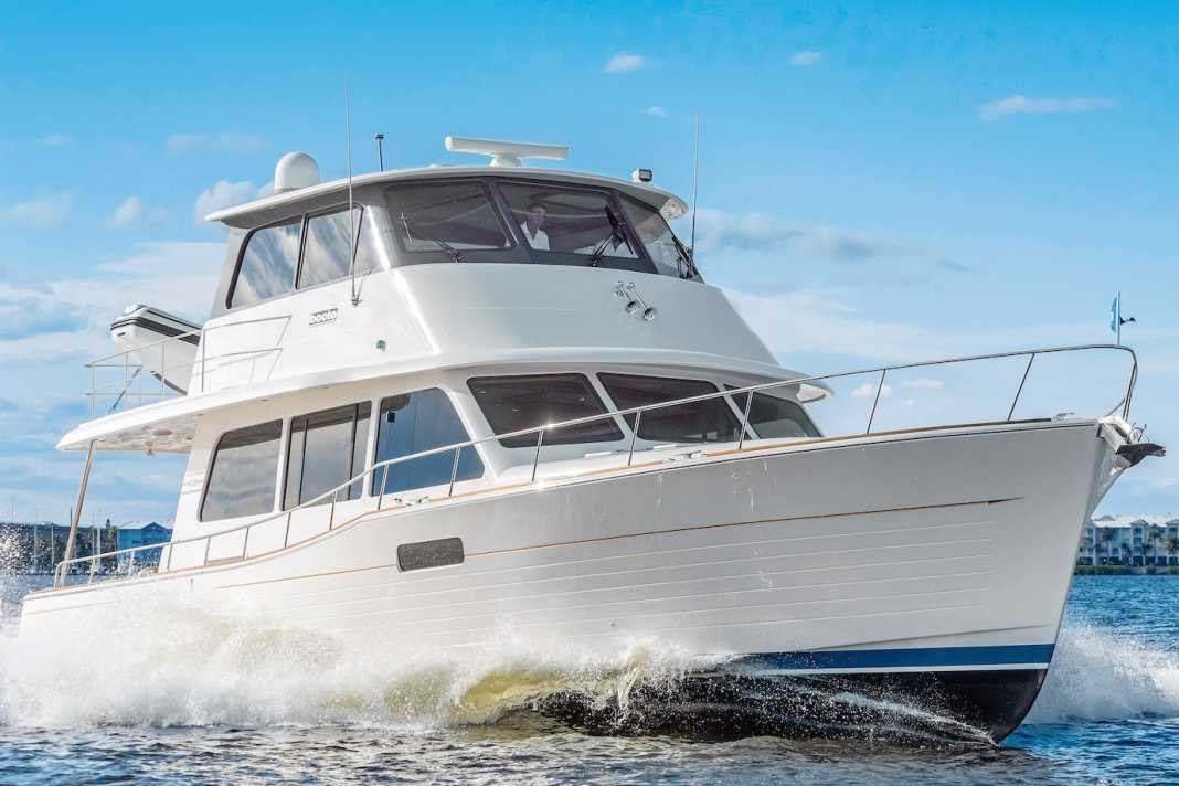 Trawler mit Innenborder - Grand Banks 60 SL