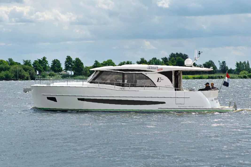 Boarncruiser 1280 Elegance Hybrid - With the power of two hearts