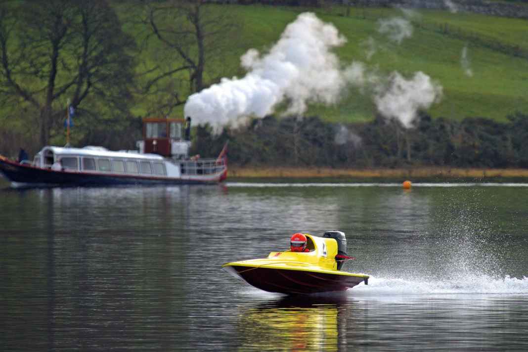 Power Boat Records Week in Coniston - Jagdfieber