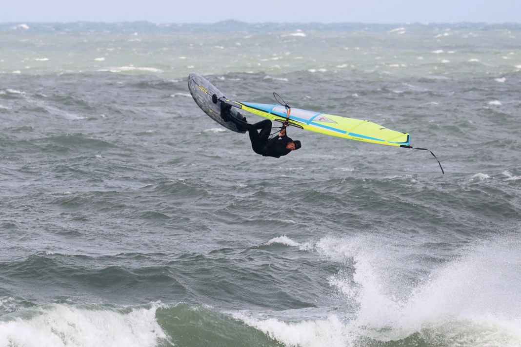 Quatro Cube 6 86 in the test - all-rounder on the wave