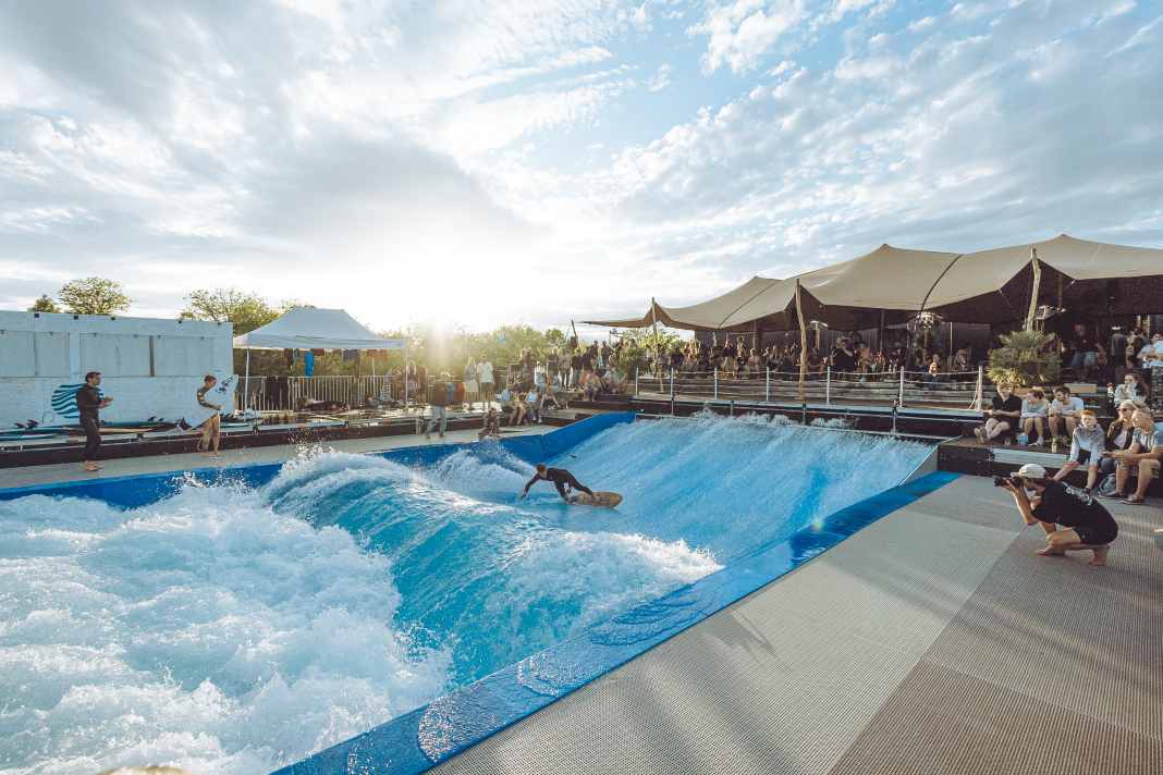 Deutsche Rapid Surf Meisterschaft 2025 steigt auf neuer stehender Welle in Freiburg
