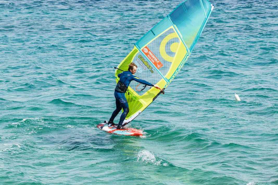 Helitack - alle Knackpunkte des Windsurf-Manövers