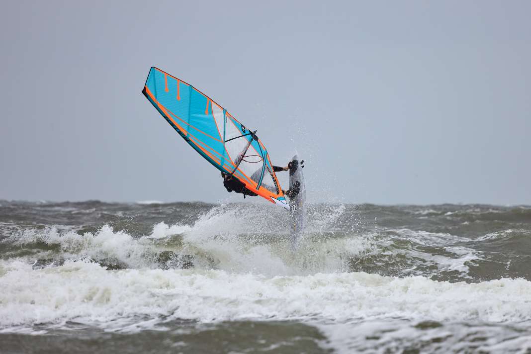Das Naish Force 4 im Test - optimaler Allrounder