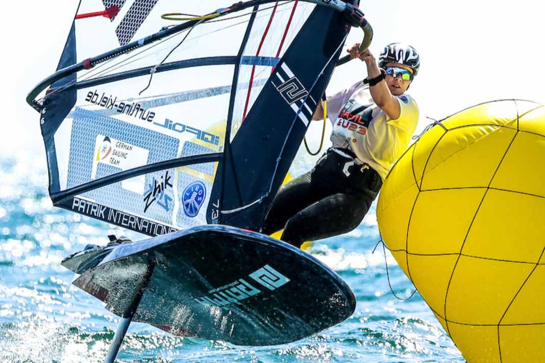 Viel Wind bei der WM in Portimão, Sophia Meyer klettert weiter nach oben
