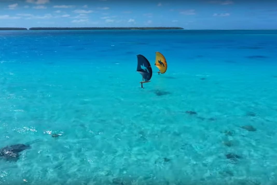 Titouan Galea & friends – Wingsurfen und Foilen in Tahiti