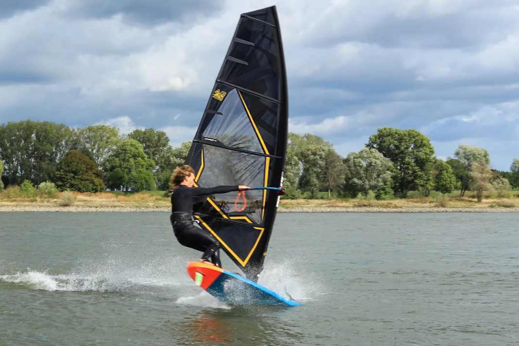 Freestyle-Segel Point-7 Slash 2022 im Test