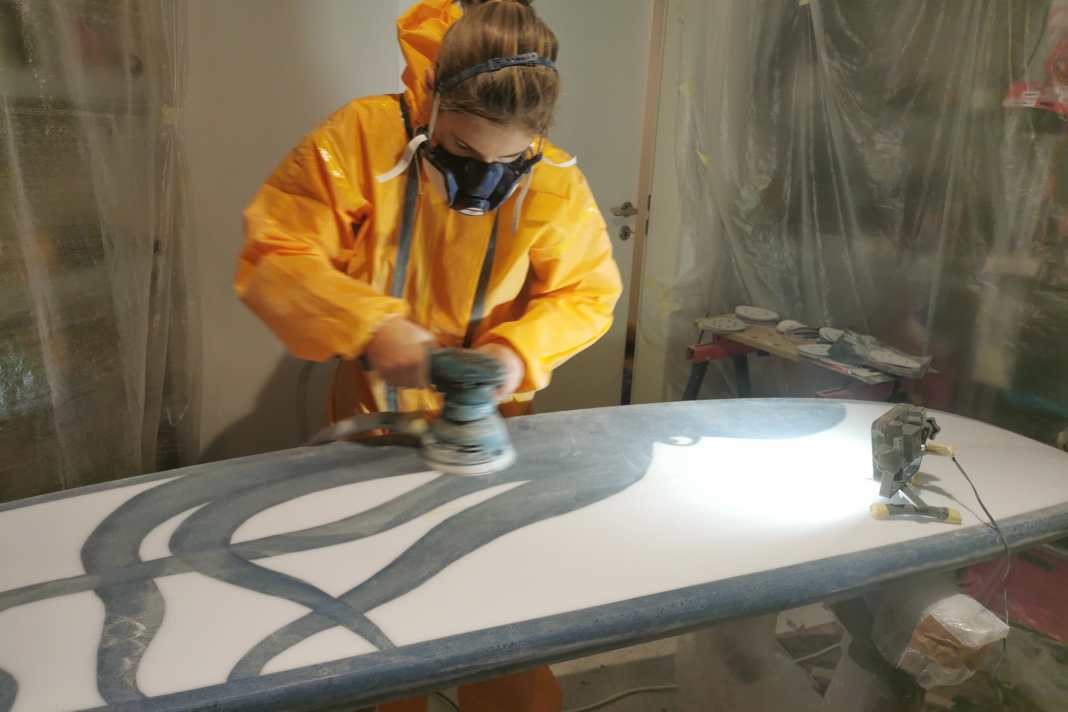 Surfboard selber bauen – in 40 Stunden vom Computer-Design bis zum ersten Turn in der Welle