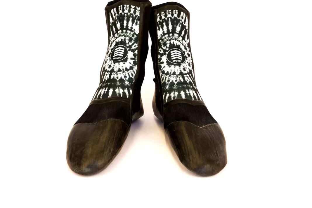 Neue Surfschuhe von Wetty Wetsuit - Barfußfeeling im Winter